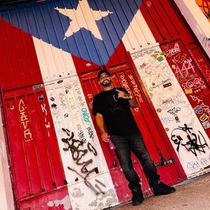 Meet your Posher, Jonathan